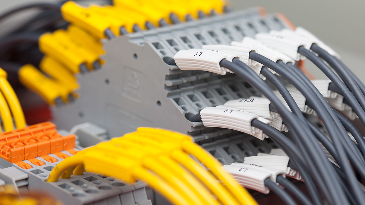 Profil zamknięty - Profile do zadruku - Zamknięte oznaczniki | Partex